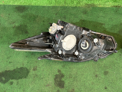ไฟหน้า ксенон TOYOTA PRIUS OEM 81145-47381 81185-47381 85967-33031 ZVW30 2012