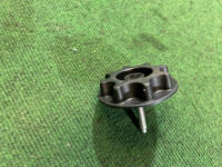 โบลต์ยึดยางอะไหล่ 51931-47010 TOYOTA PRIUS