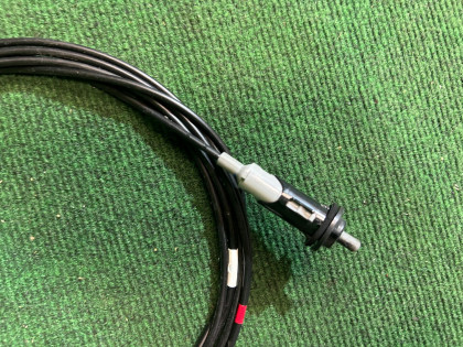 Fuel filler door release cable TOYOTA PRIUS ZVW30 2013 1F7 SILVER