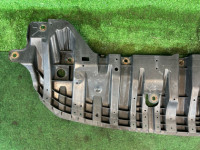バンパーガード TOYOTA PRIUS OEM 5261847010 ZVW30 2013 1F7 SILVER