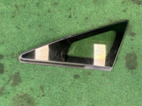 Стекло форточка левая Передняя TOYOTA PRIUS OEM 62120-47021 ZVW30 2013