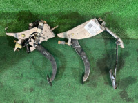 แป้นเหยียบ SUBARU LEGACY B4 OEM 36015AE010 36013AE070 36011AE000 BE5 2001 black 47А