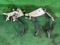 แป้นเหยียบ SUBARU LEGACY B4 OEM 36015AE010 36013AE070 36011AE000 BE5 2001 black 47А