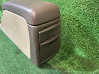 Бардачок подлокотник SUBARU LANCASTER OEM 92111AE010AC BH9 2001 GREEN 1U7