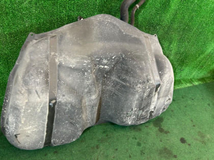 ถังน้ำมัน SUBARU LANCASTER OEM 42012AE010 BH9 2001 EJ254 AT
