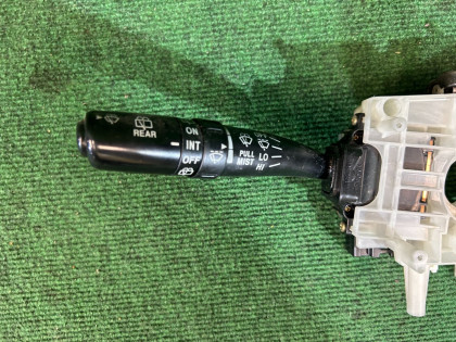 Mando de columna de dirección SUBARU LANCASTER OEM 83111AE020 BH9 2001 EJ254 AT