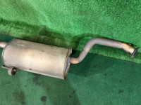Muffler SUBARU LANCASTER OEM 44300AE120 BH9 2001 EJ254 AT