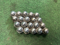 น็อตล้อ SUBARU LANCASTER OEM 623006021 BH9 2001