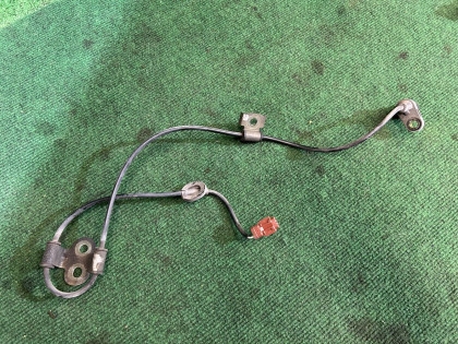 เซ็นเซอร์ ABS หน้าซ้าย 27540AE030 SUBARU LANCASTER