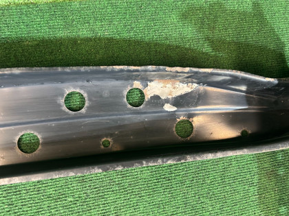 คานเหล็กกันชนหลัง SUBARU LANCASTER OEM 57711AE040 BH9 2001 GREEN 1U7