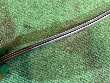 แผ่นกันโคลนซุ้มล้อขวา SUBARU LANCASTER OEM 91022AE000 BH9 2001 GREEN 1U7