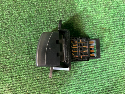 Hazard warning switch SUBARU LANCASTER OEM 83037AE000 BH9 2001 EJ254 AT