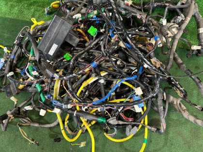 Ramal de cables SUBARU LANCASTER OEM 81501AE140 82231AE050 BH9 2001 EJ254 AT