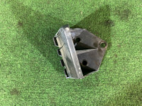 Left rear bumper bracket SUBARU LANCASTER OEM 57707AE070 BH9 2001 GREEN 1U7