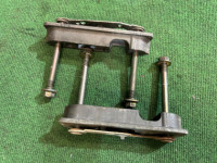 สเปเซอร์หน้า 20511AE000 20510AE030 SUBARU LANCASTER