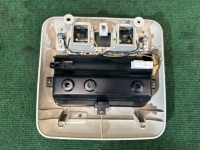ไฟเพดานหน้า SUBARU LANCASTER OEM 92111AE060GF BH9 2001 EJ254 AT