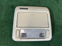 ไฟเพดานหน้า SUBARU LANCASTER OEM 92111AE060GF BH9 2001 EJ254 AT