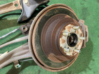 Cubos traseiros SUBARU LANCASTER OEM 28474AE000 28462AE011 BH9 2001 EJ254 AT