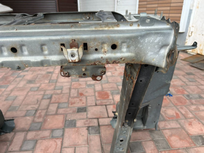 แผงหน้าหม้อน้ำ SUBARU LANCASTER OEM 53060AE001 53020AE08 53020AE091 53040AE000 53060AE051 BH9 2001 GREEN 1U7