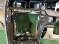คอนโซลหน้า SUBARU LANCASTER OEM 66045AE000ML BH9 2001 GREEN 1U7