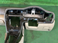 คอนโซลหน้า SUBARU LANCASTER OEM 66045AE000ML BH9 2001 GREEN 1U7