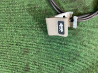 สายดึงฝากระโปรง SUBARU LANCASTER OEM 57330AE000OA BH9 BHE 2001 GREEN 1U7