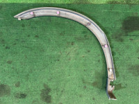 左后轮眉 SUBARU LANCASTER OEM 91112AE490YF BH9 2001 GREEN 1U7