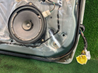 Дверь передняя левая SUBARU LANCASTER OEM 60009AE050 BH9 2002 GREEN 1U7