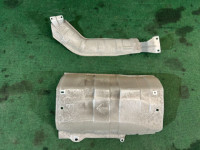 Тепловые экраны бочек SUBARU LANCASTER OEM 42054AE000 59024AE010 BH9 2002 EJ254 AT