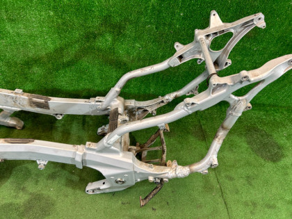 Chassis HONDA GOLD OEM 50100-MCA-307ZA 2002