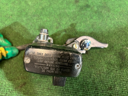 制动总泵 Передний тормозной HONDA GOLD OEM 45510-MCA-305 2002