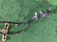 Bracket Приборной панели паук HONDA GOLD OEM 64501-MCA-000ZA 2002