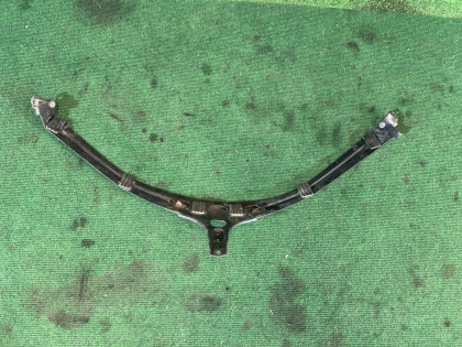 Крепление Стекла HONDA GOLD OEM 64122-MCA-000 2002