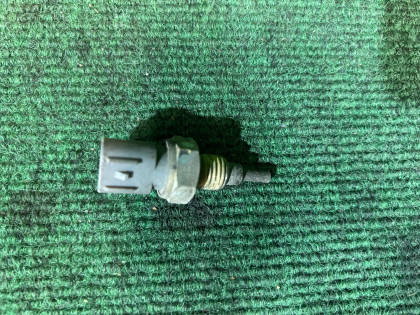 Sensor de temperatura del refrigerante HONDA GOLD OEM J5T34372 2002