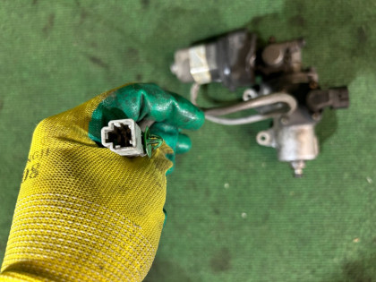 リアショック加圧ポンプ HONDA GOLD OEM 52400-MCA-003 2002