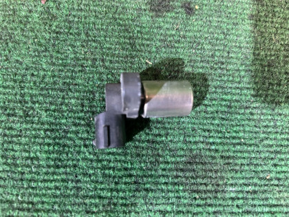 Crankshaft position sensor 22053AA052 SUBARU LEGACY