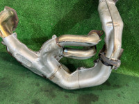 Colector de escape SUBARU LEGACY OEM 44610AA470 BP5 2008 EJ20X AT