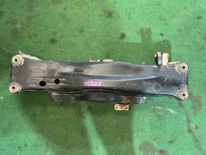 คานหลัง SUBARU FORESTER OEM 20151FA112 SF5 1997 EJ20G AT