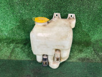 กระปุกน้ำฉีดกระจก SUBARU FORESTER OEM 86610FC000 SF5 1997 EJ20G AT
