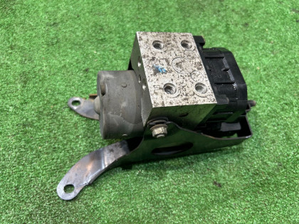 กล่อง ABS 27539AC030 SUBARU FORESTER