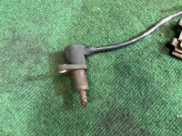 右フロントABSセンサー SUBARU FORESTER OEM 27540AC020 SF5 1997 EJ20G AT