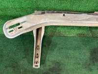 Rear bumper reinforcement SUBARU FORESTER OEM 57760FC220 SF5 1997 SILVER 406