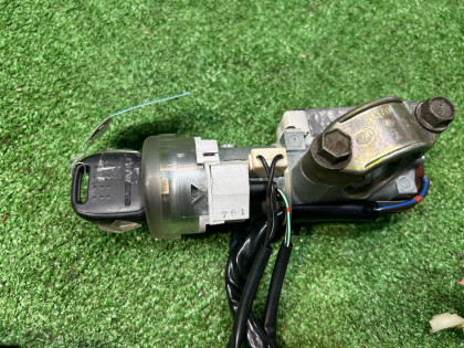 ชุดล็อกพร้อมกุญแจ SUBARU FORESTER OEM 57491FC010 83121FC100 SF5 1997 SILVER 406
