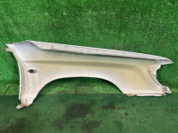 Aleta delantera izquierda SUBARU FORESTER OEM 57120FC010 SF5 1997 SILVER 406