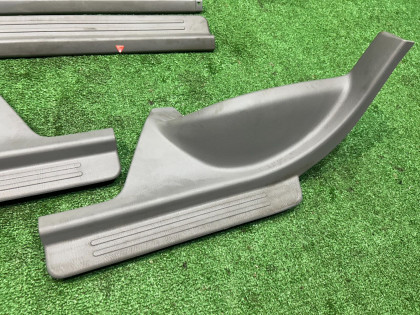 Embellecedores de faldón SUBARU FORESTER OEM 94065FC000ND 94065FC010ND 94065FC020ND 94065FC030ND SF5 1997 SILVER 406