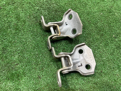 Bisagras de la puerta delantera izquierda 61220FA000 61220FA010 SUBARU FORESTER