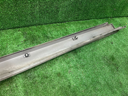 ชายบันไดขวา SUBARU FORESTER OEM 91057FC280 SF5 1997 SILVER 406