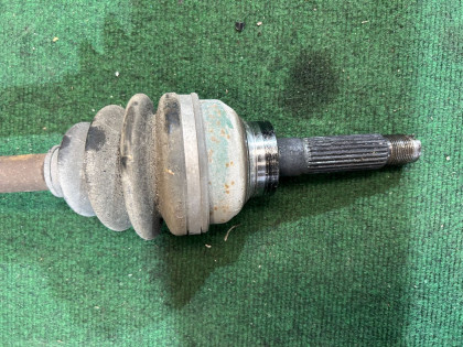 リアドライブシャフト правый SUBARU FORESTER OEM 28021FA161 SF5 1997 EJ20G AT