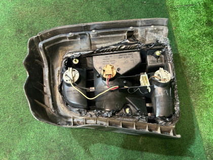 左テールランプ 220-20597L SUBARU FORESTER OEM 84201FC030 SF5 1997