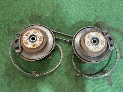 ดุมล้อหลัง 26310AA051 28016FC000 28411AA000 28411AA010 SUBARU FORESTER